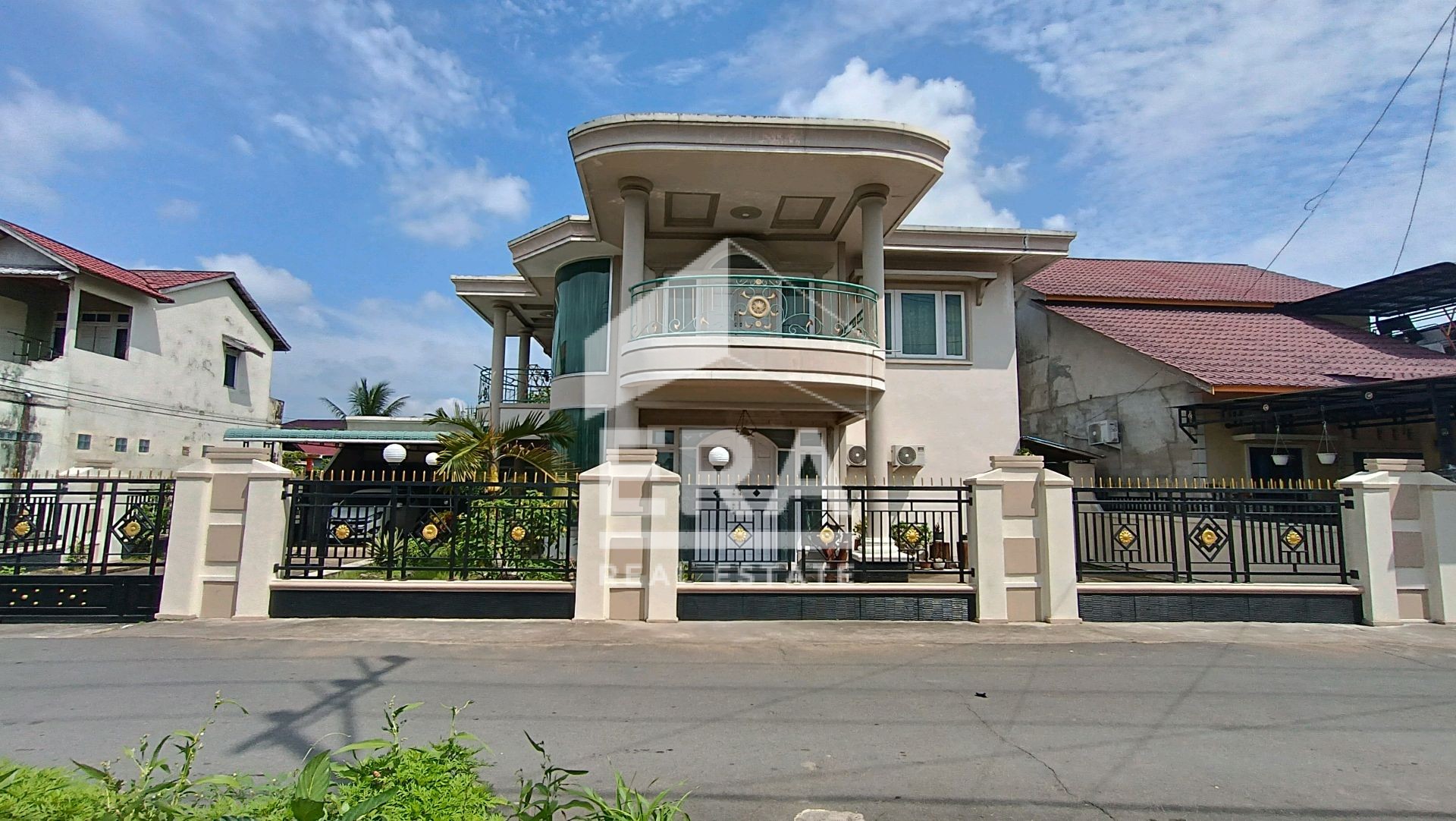 RUMAH - PONTIANAK BARAT