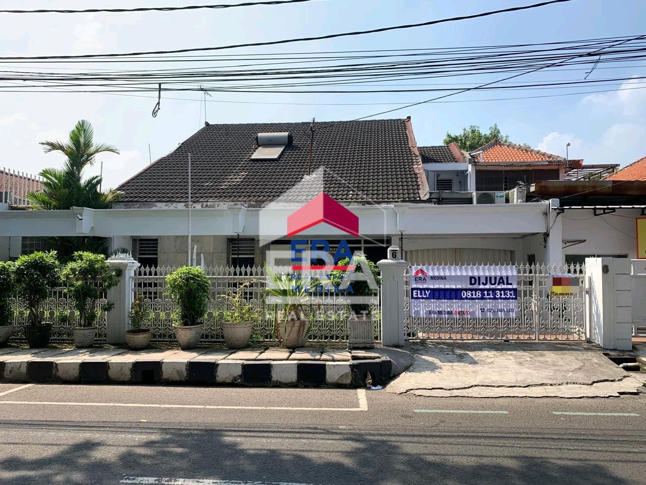 RUMAH - TANGERANG