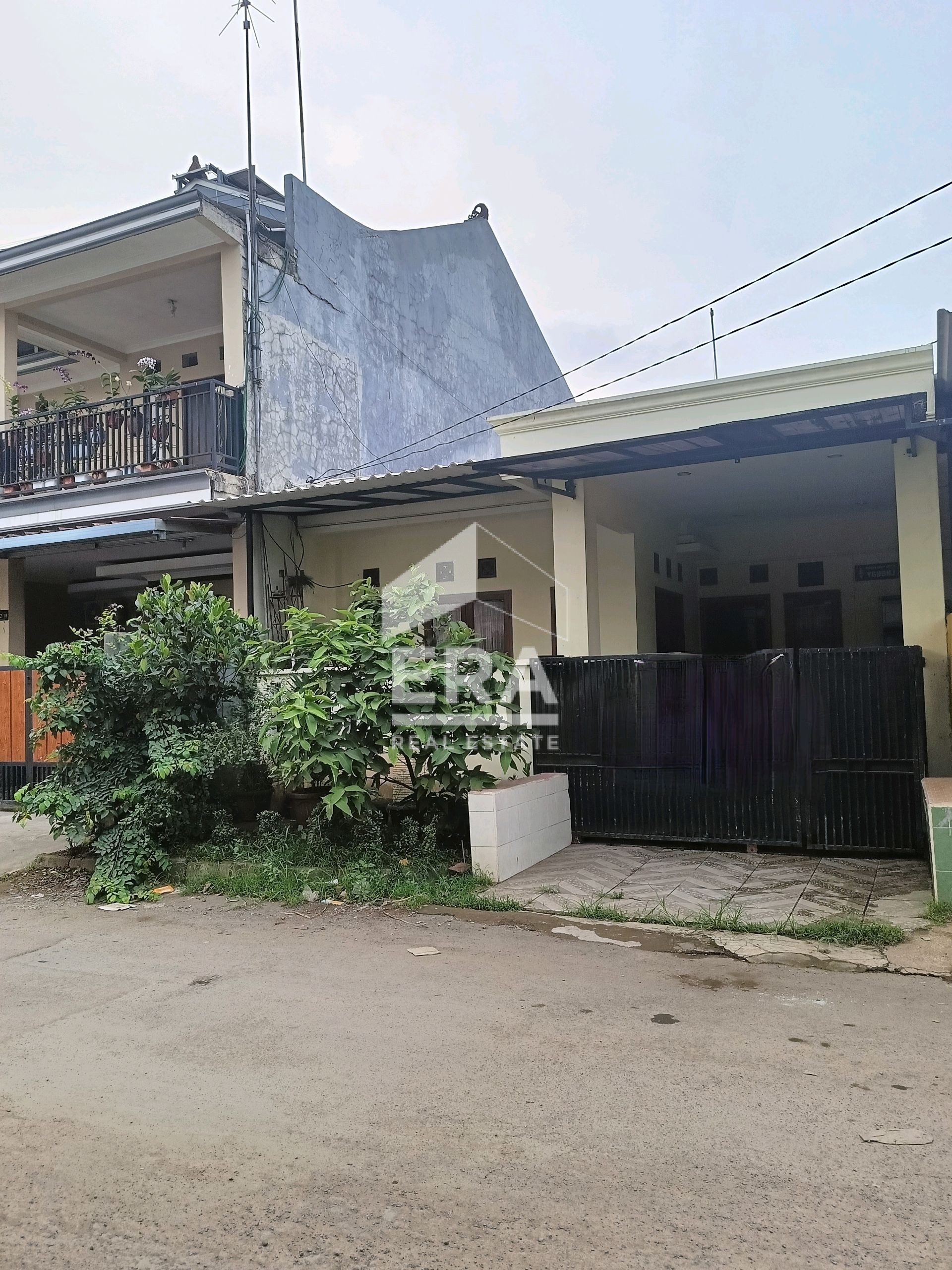 RUMAH - CILEUNGSI