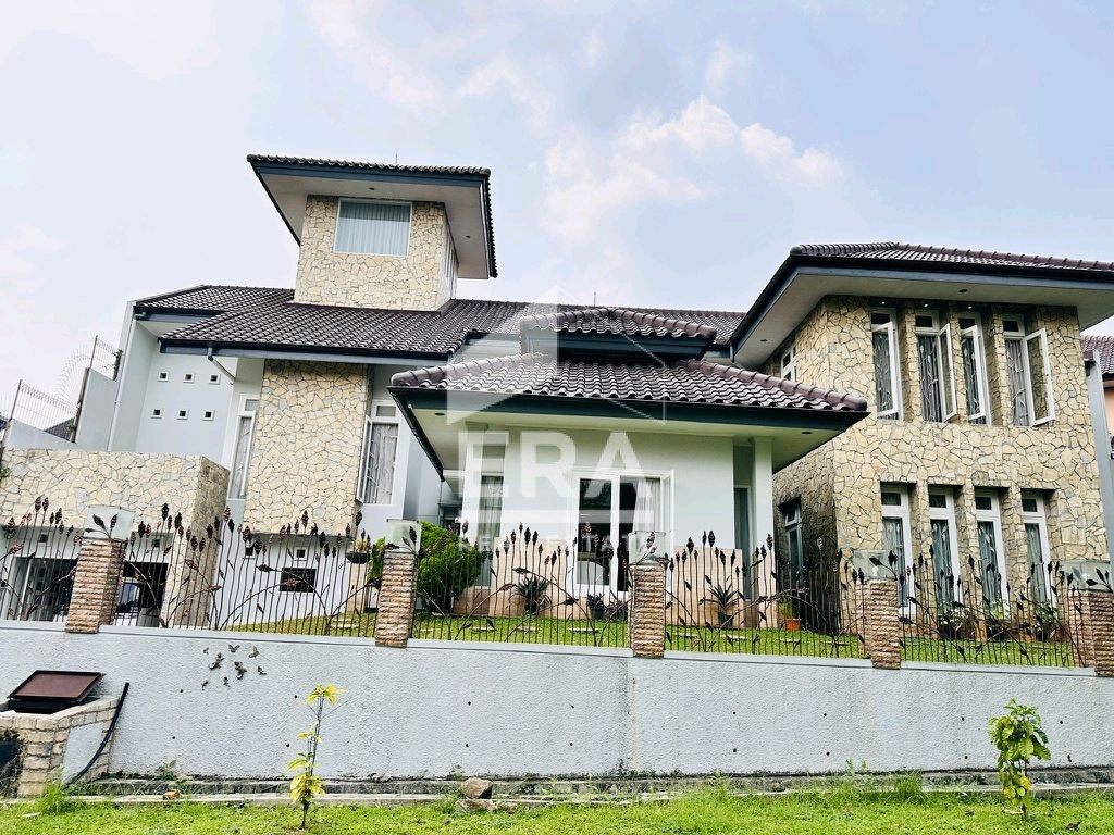 RUMAH - CIPUTAT TIMUR