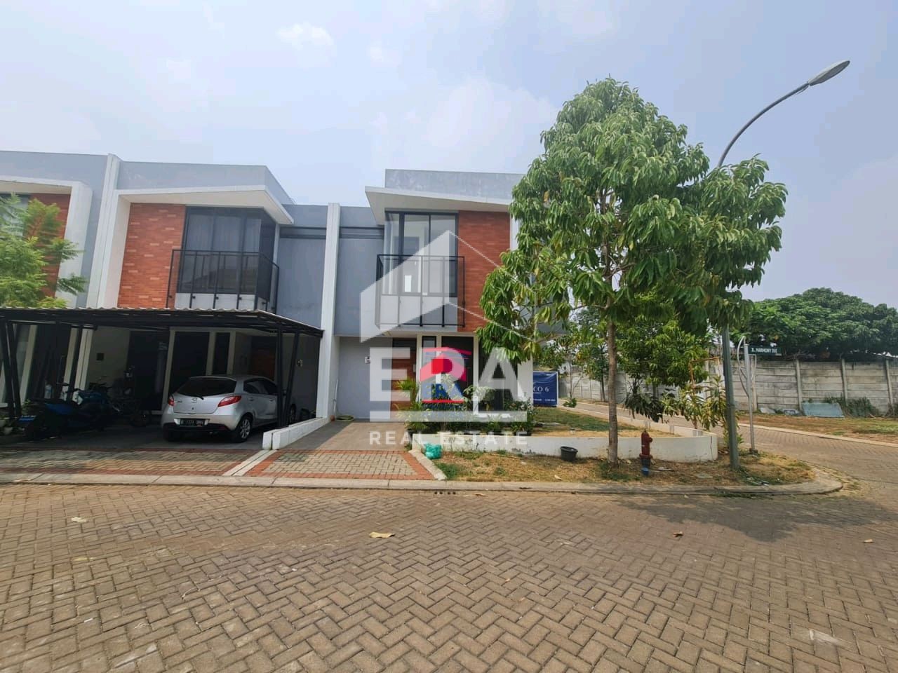 RUMAH - BINTARO