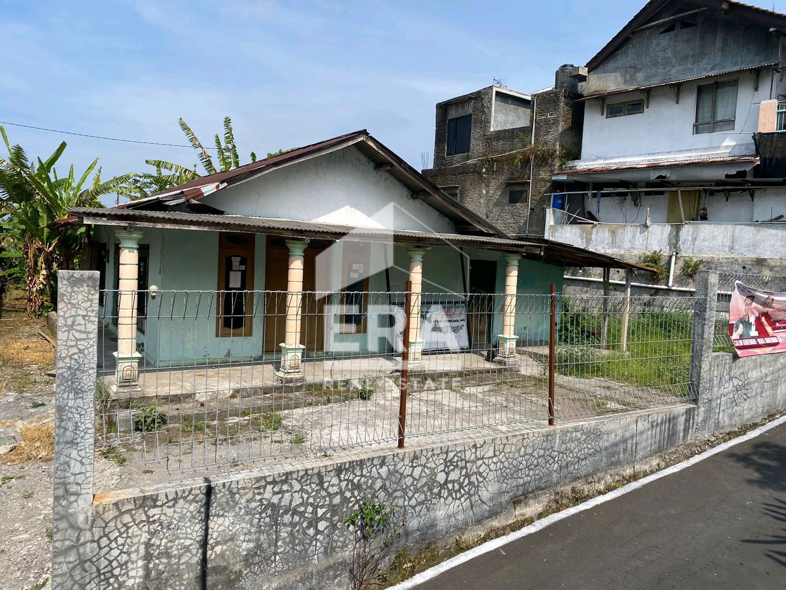 RUMAH - TAWANGMANGU