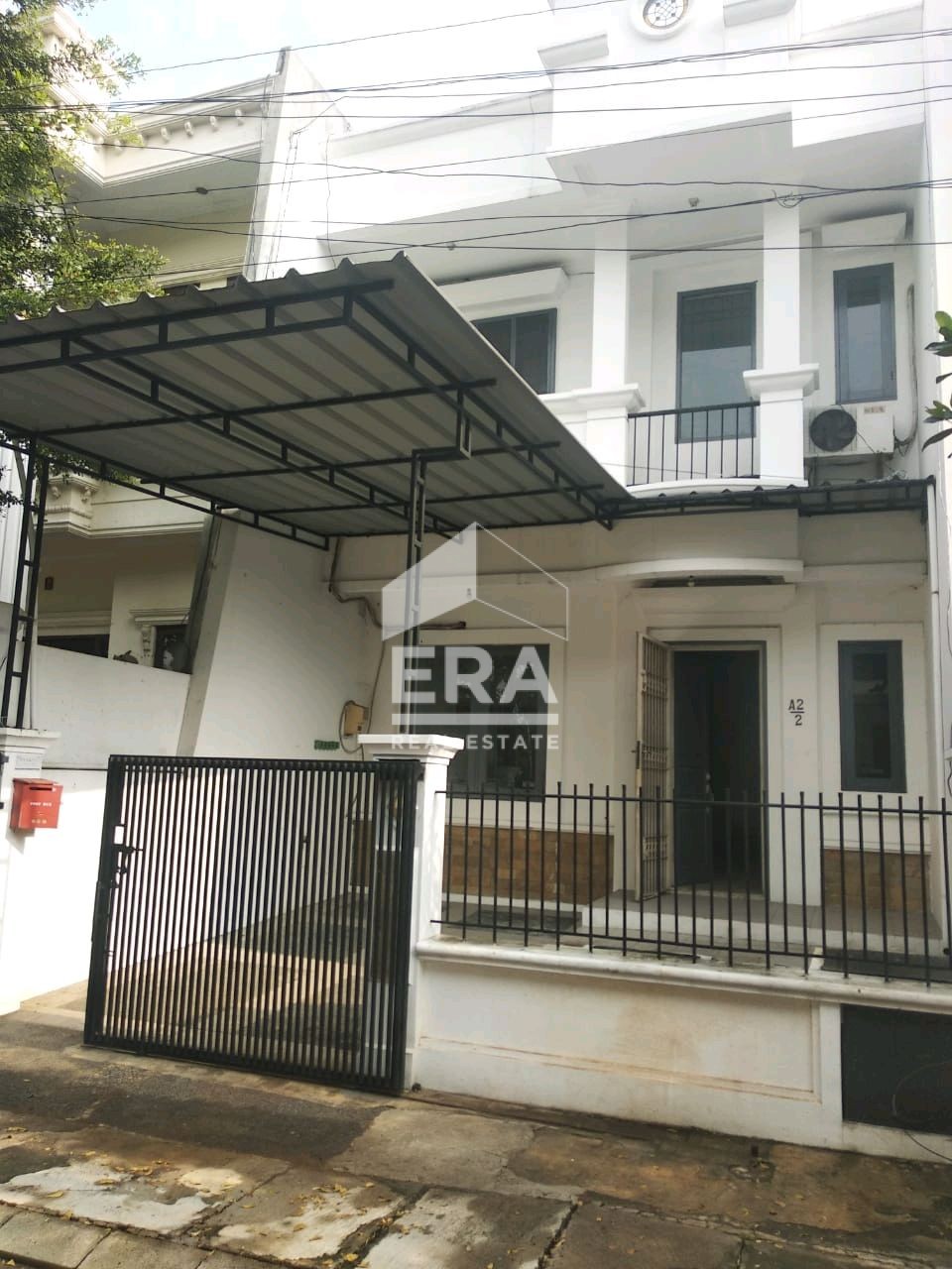 RUMAH - KELAPA GADING