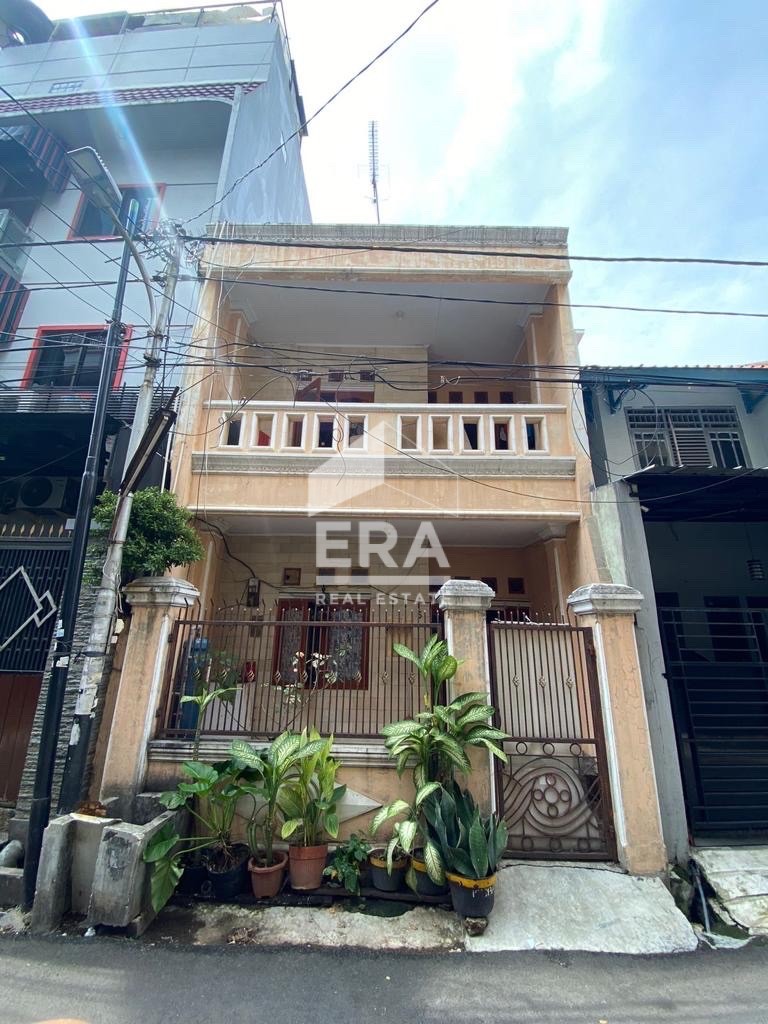 RUMAH - TANAH ABANG