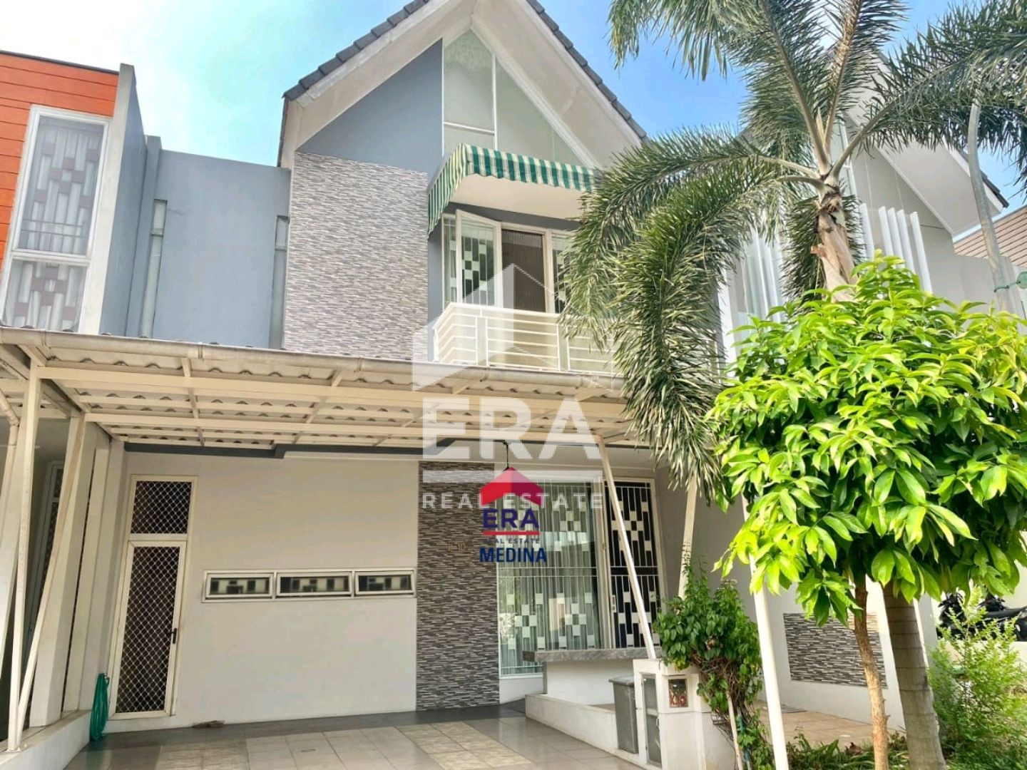 RUMAH - BINTARO