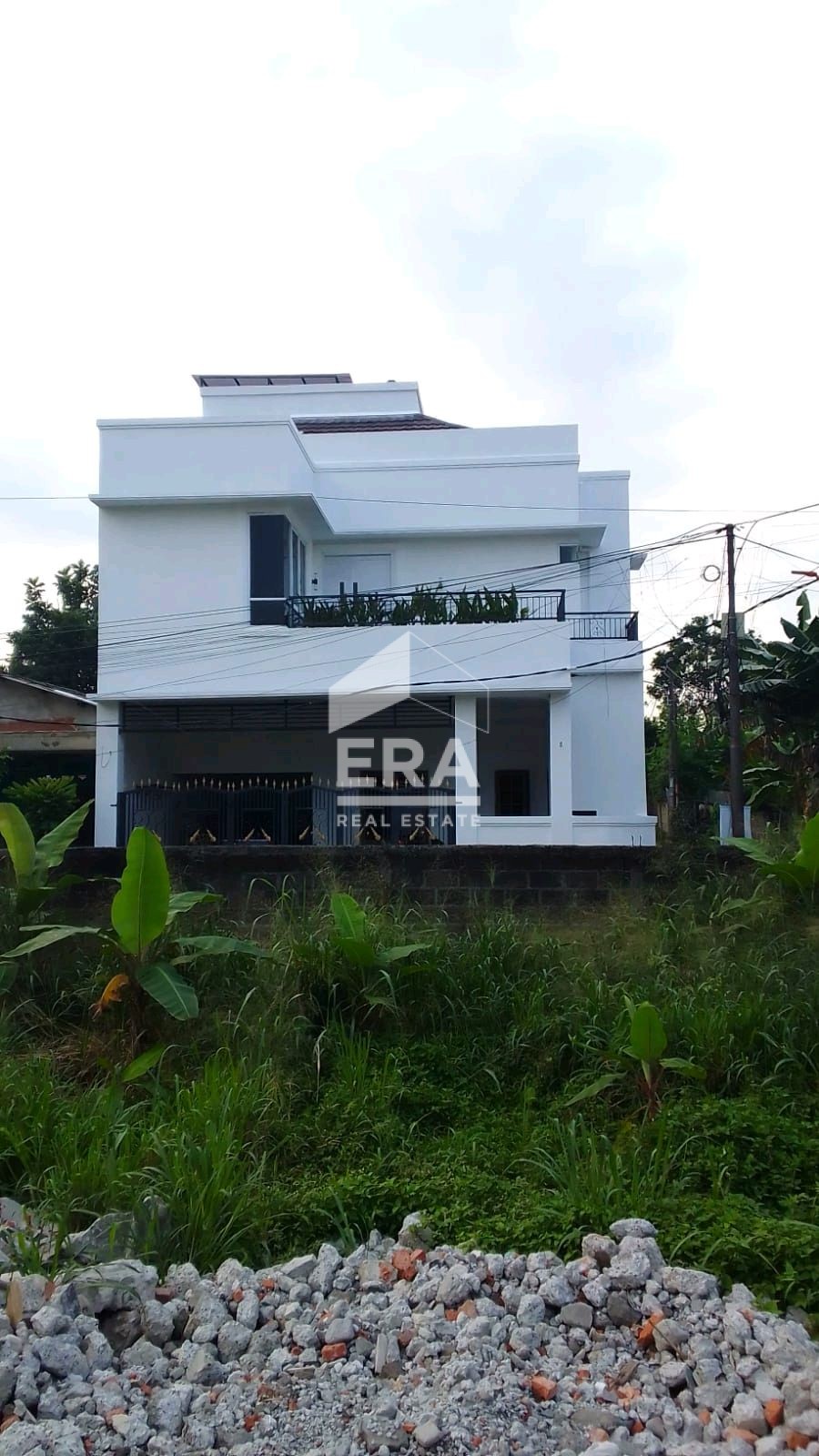 RUMAH - JATISAMPURNA