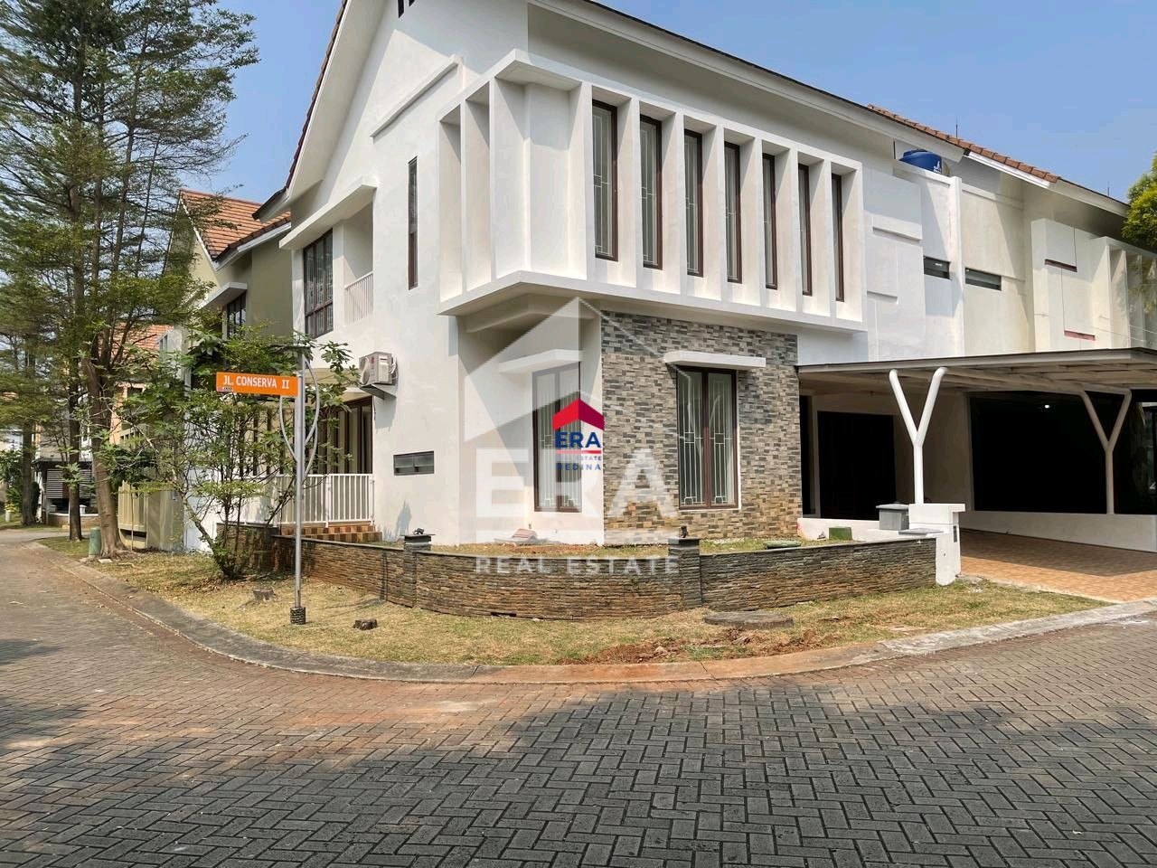 RUMAH - BINTARO