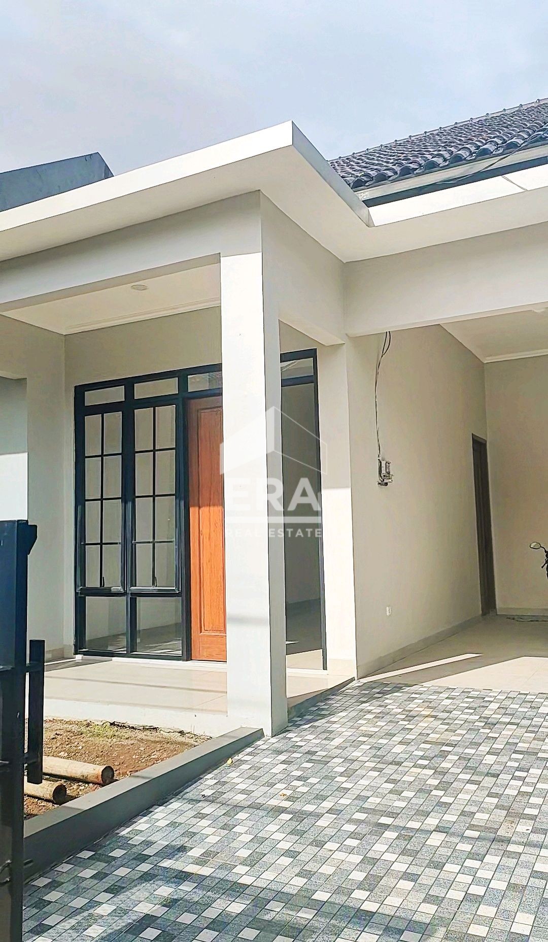 RUMAH - SERPONG VILLA MELATI MAS