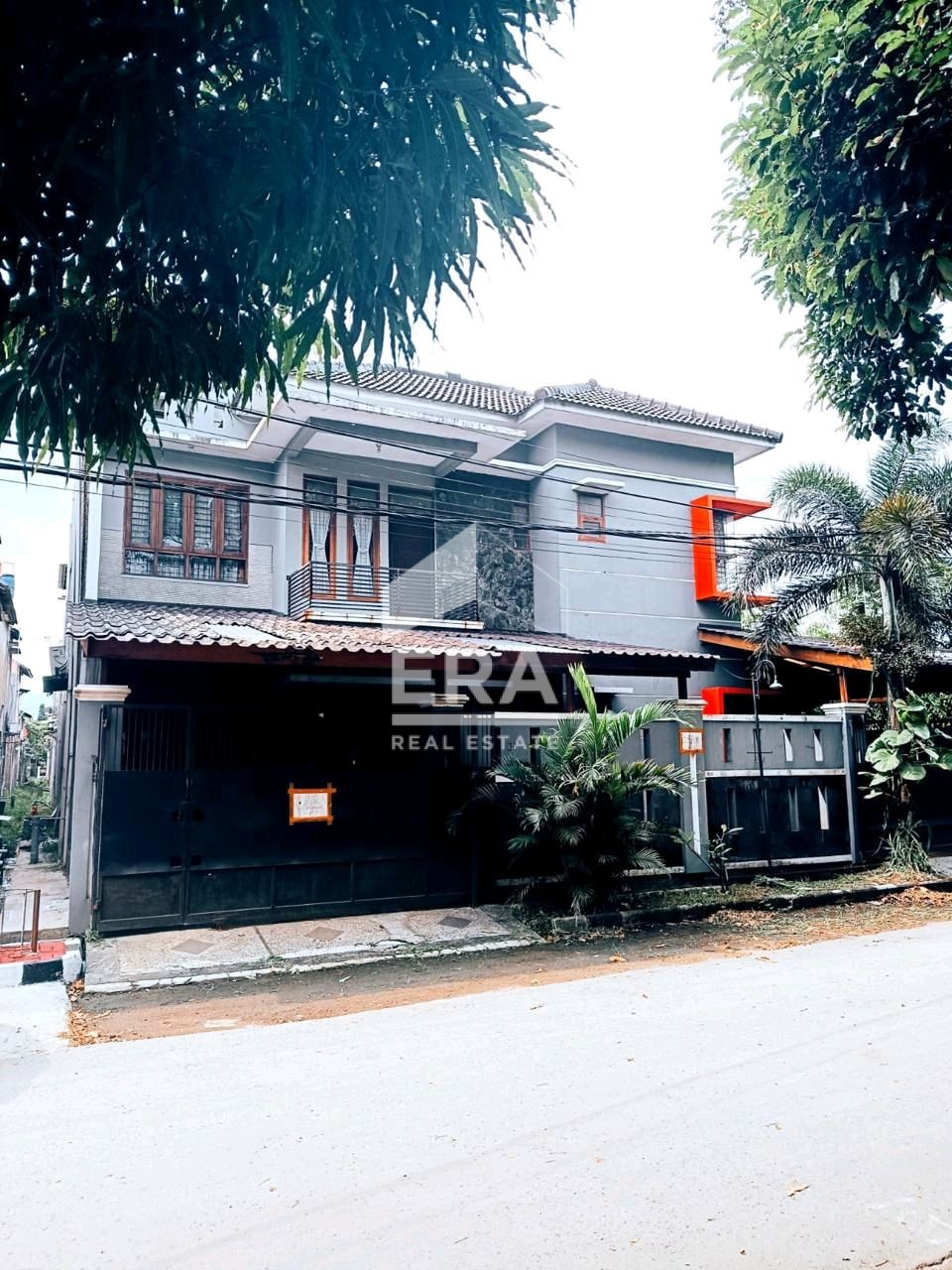 RUMAH - GEDE BAGE