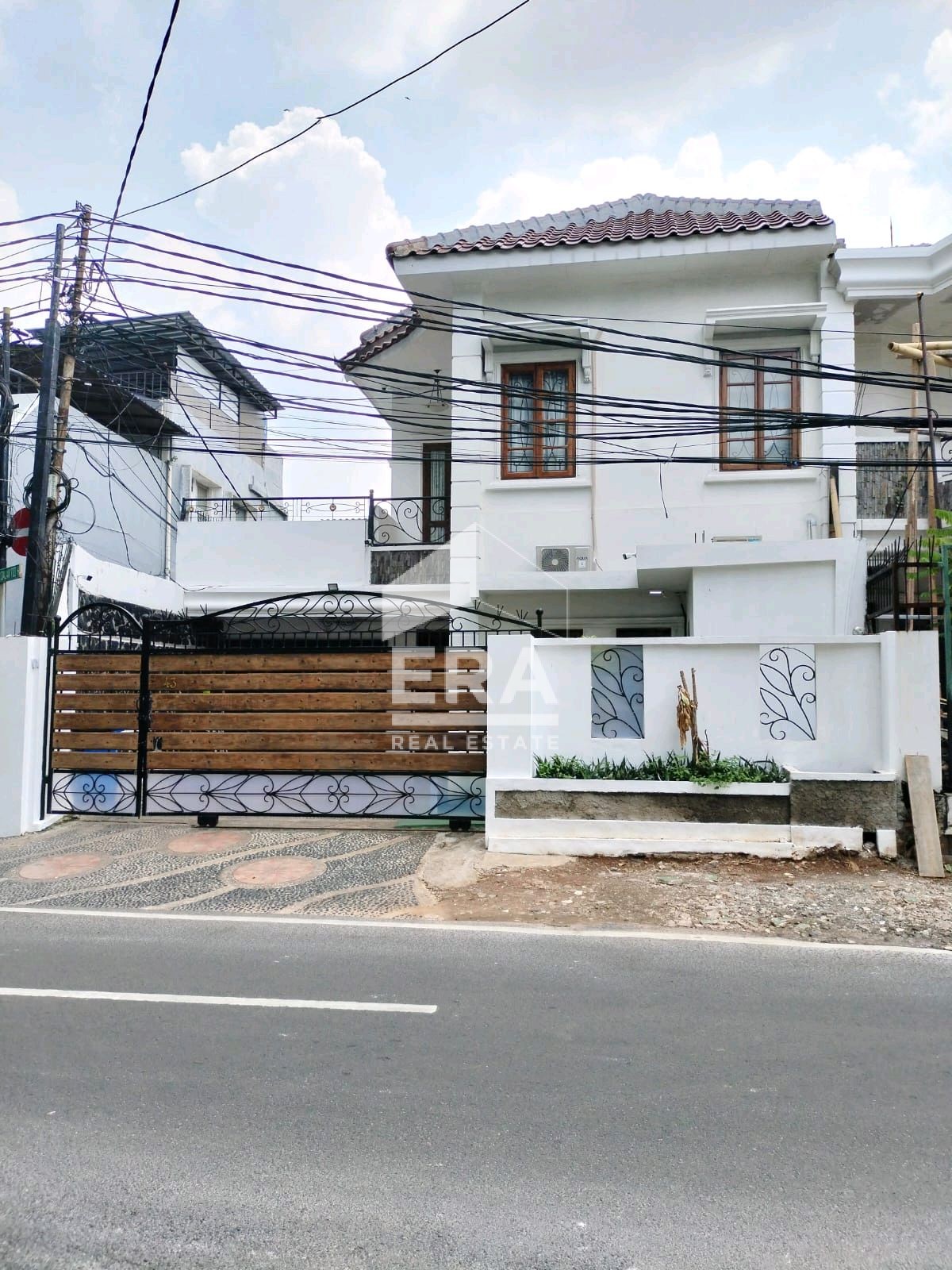 RUMAH - TEBET