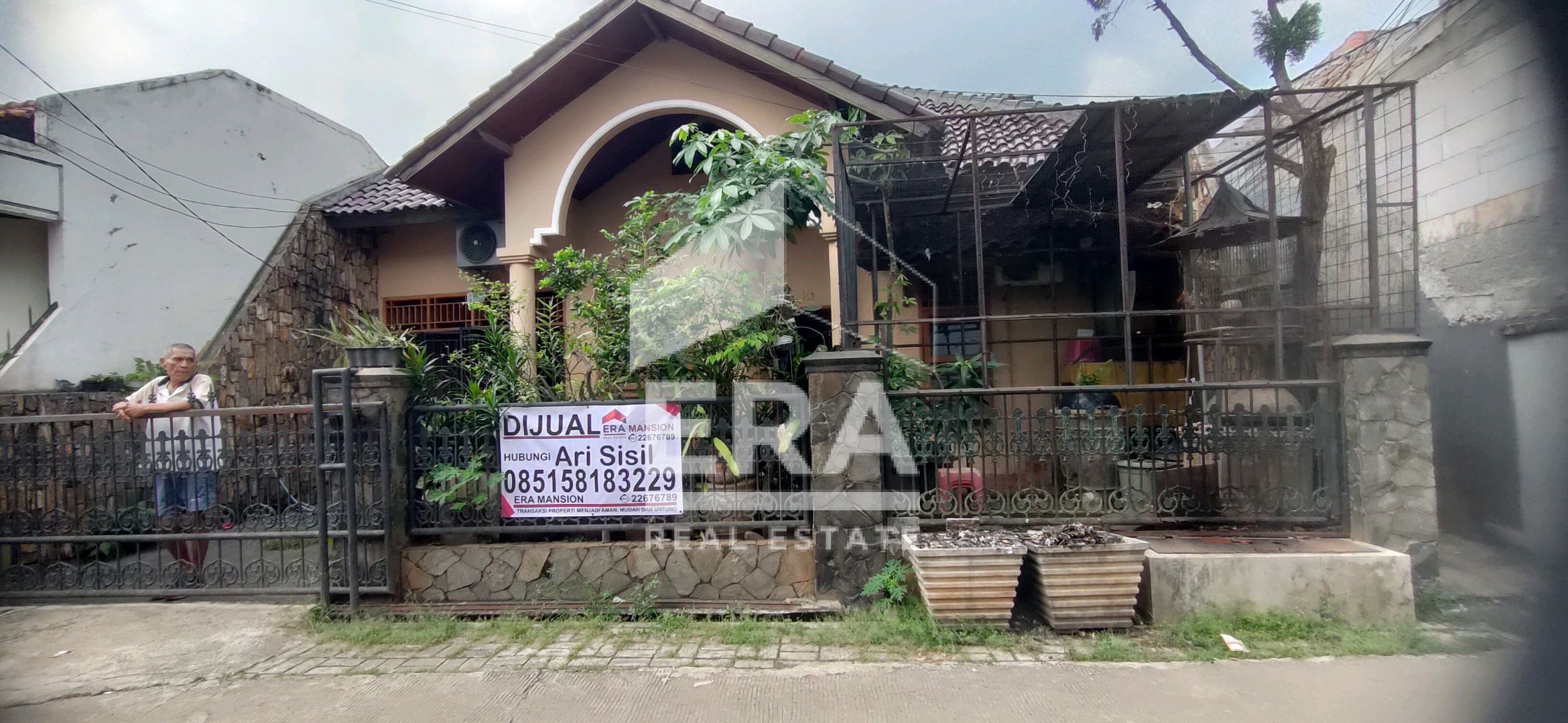 RUMAH - JATIBENING