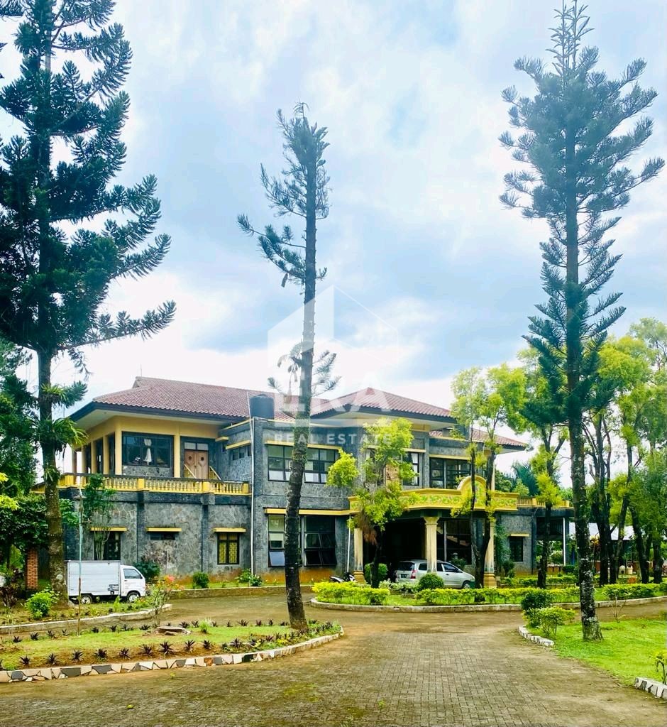 VILLA - CIPAYUNG