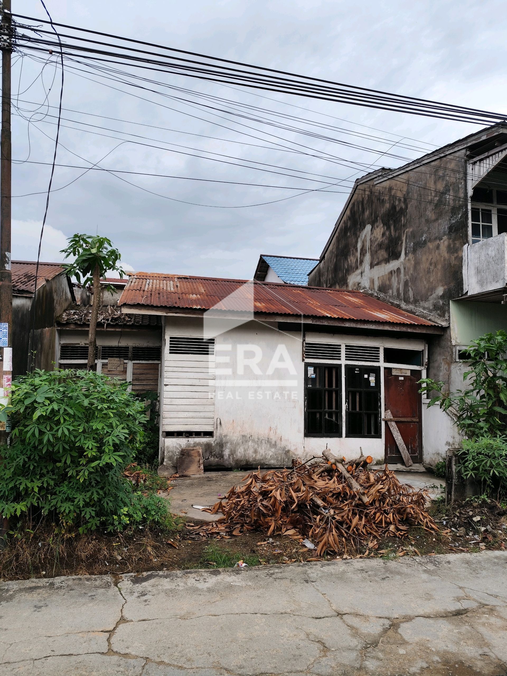 TANAH - PONTIANAK BARAT