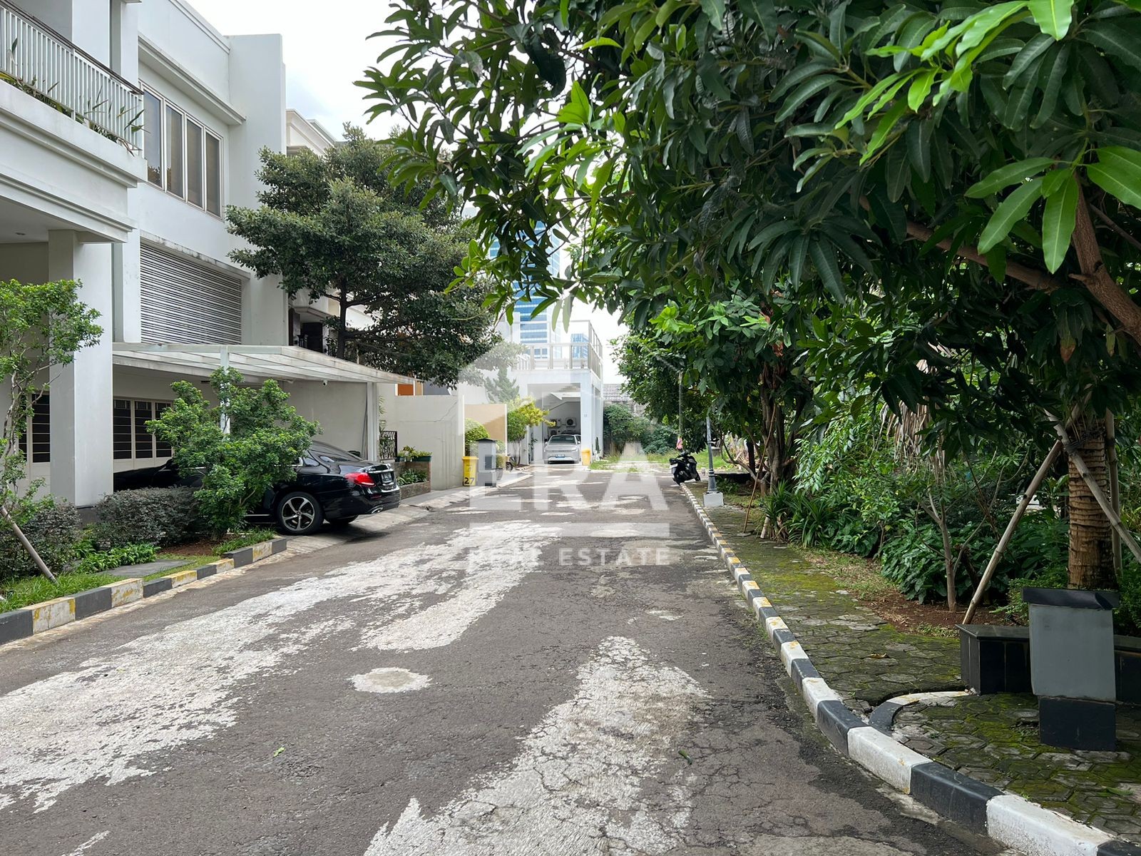 O055670
