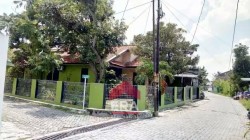 RUMAH - JAWA TENGAH