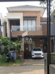 RUMAH - BINTARO