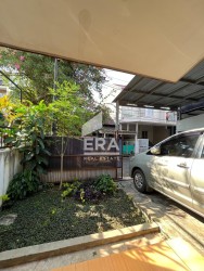 RUMAH - BINTARO