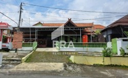 RUMAH - SEMARANG BARAT