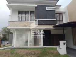 RUMAH - BINTARO