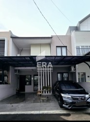 RUMAH - KRAMAT JATI