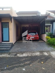 RUMAH - LEGENDA WISATA