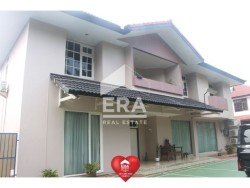 RUMAH - KEBAYORAN BARU