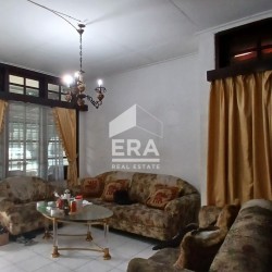 RUMAH - CEMPAKA PUTIH