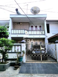 RUMAH - KELAPA GADING