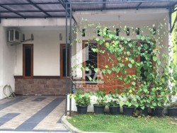 RUMAH - PONDOK GEDE