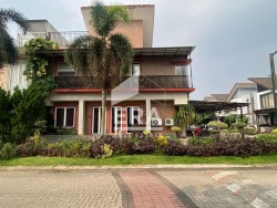 RUMAH - SERPONG