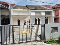 RUMAH - TANAH BARU