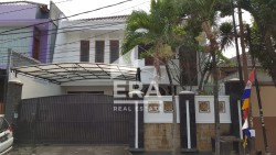 RUMAH - MERUYA