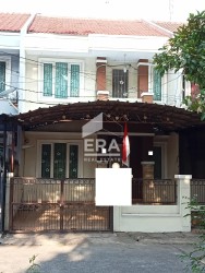 RUMAH - KELAPA GADING