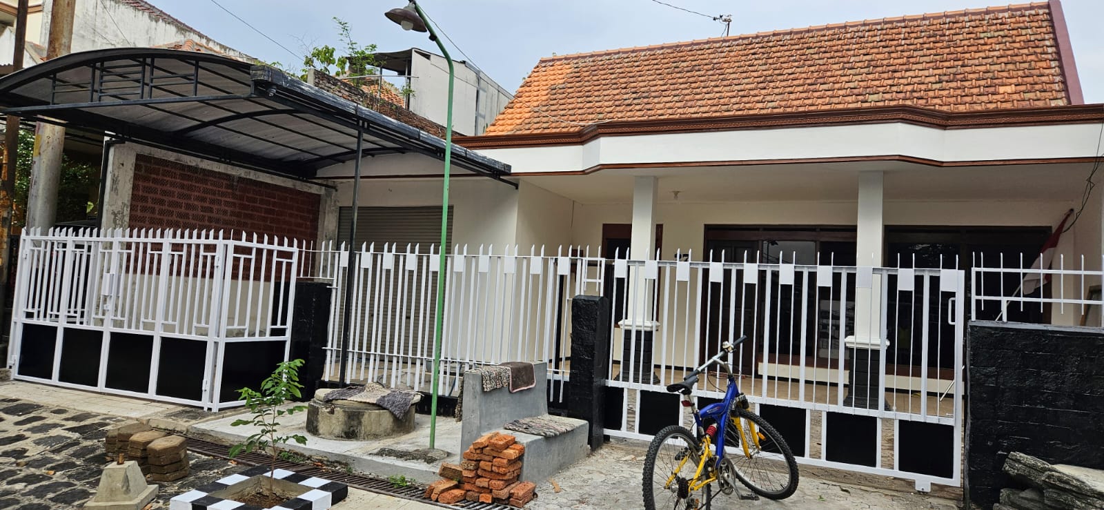 RUMAH - SEMARANG SELATAN