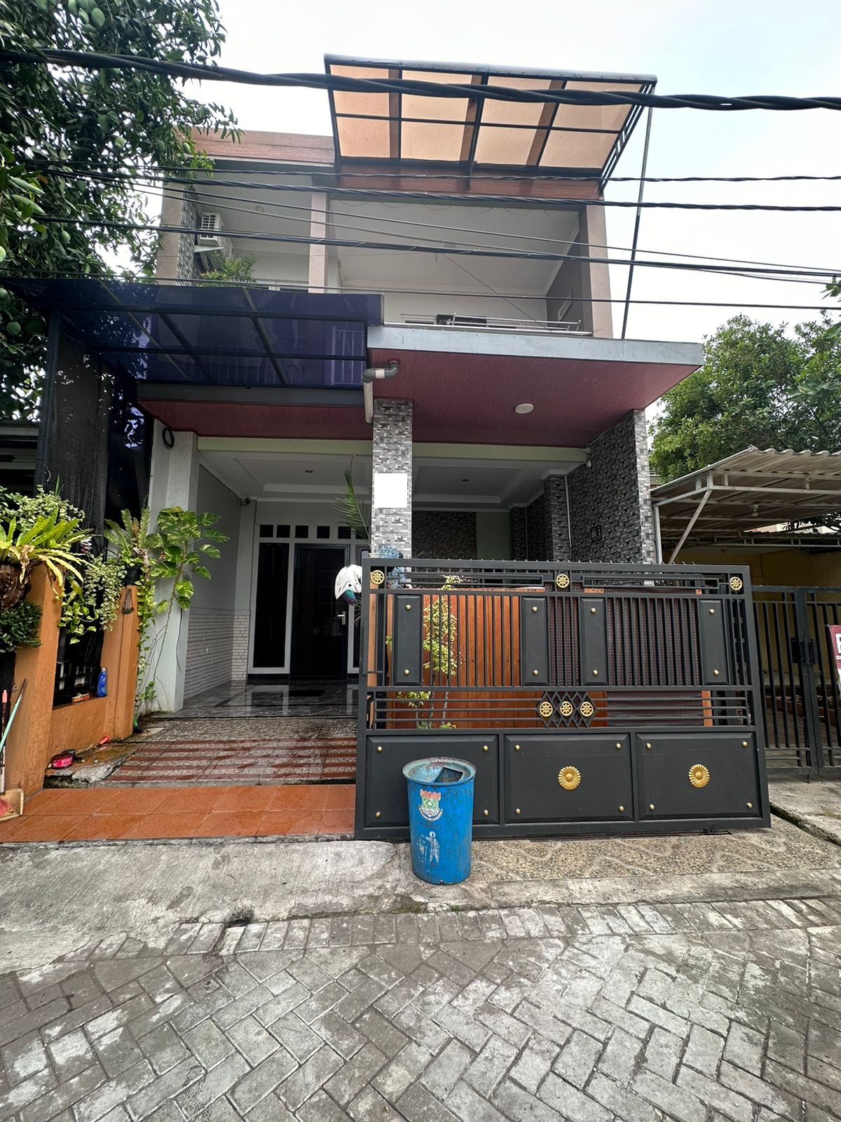 RUMAH - PAGEDANGAN