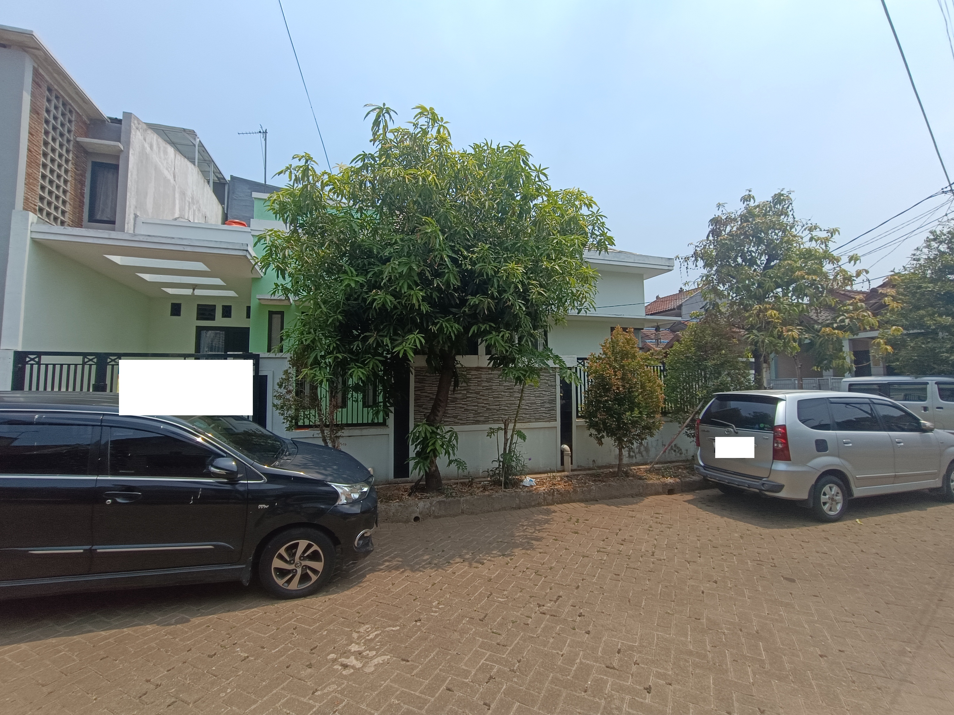 RUMAH - BEKASI TIMUR