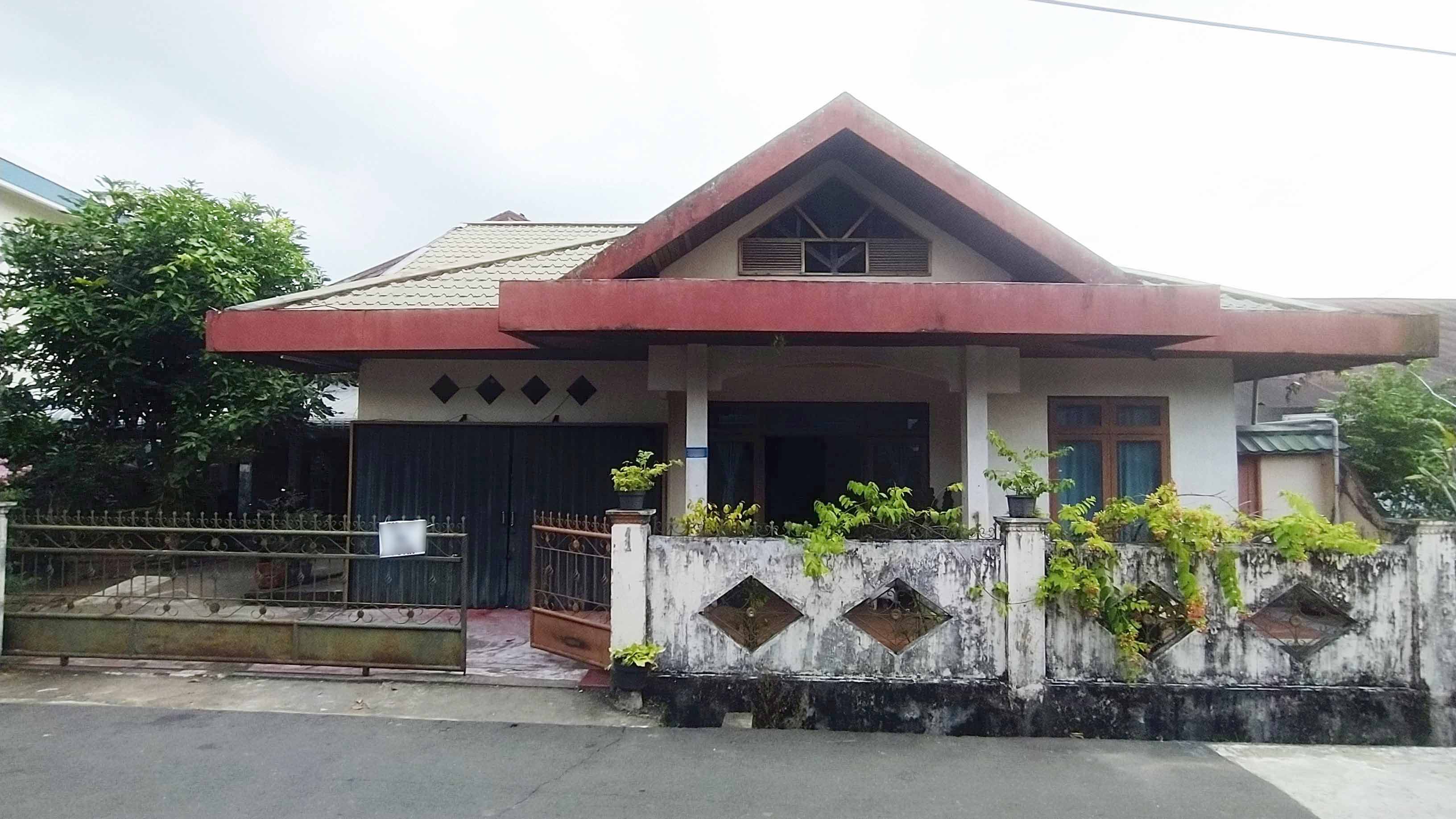 RUMAH - PONTIANAK SELATAN