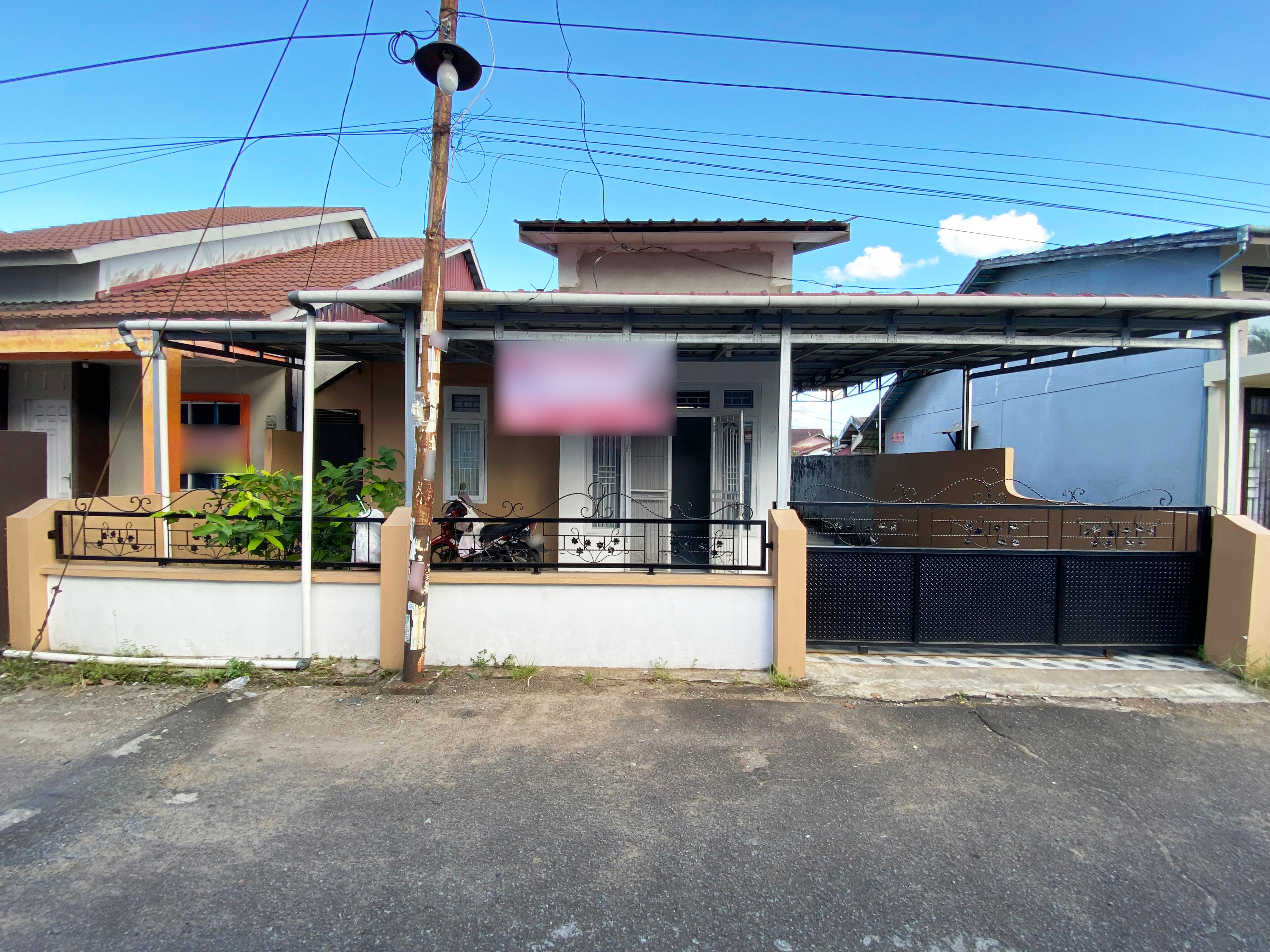 RUMAH - PONTIANAK TIMUR