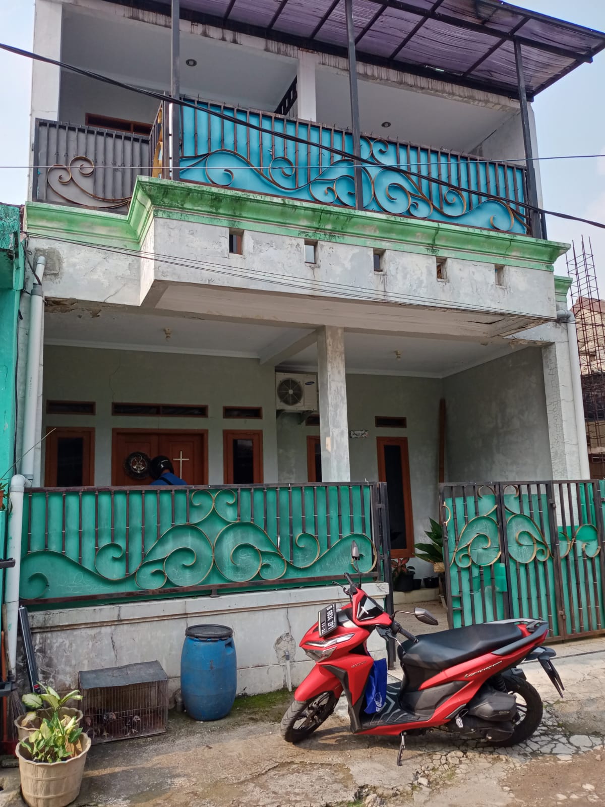 RUMAH - TAJUR HALANG