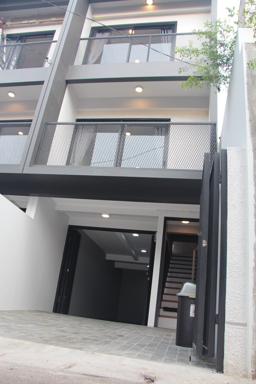 RUMAH - TEBET